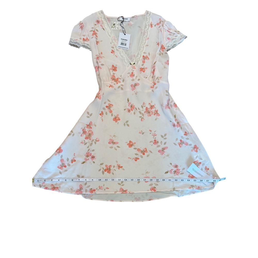 Rumored Essex Mini Dress Whisper Floral Lace Trim V-Neck Cream Pink Large NWT - Picture 9 of 10